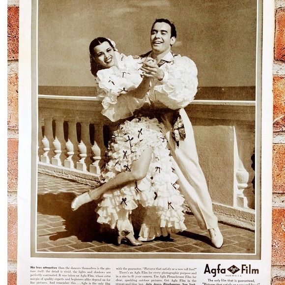 1941 Afga Film Smiling Dancing Couple Folk‎ Art Outfits Original Vtg PRINT AD - Picture 1 of 11